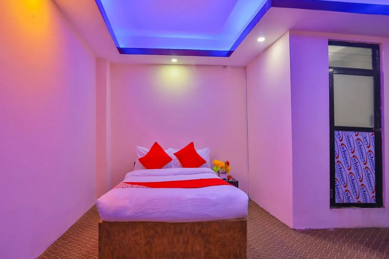 Oyo 656 Hotel Shree Guru Κατμαντού